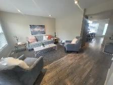 3 Beds & 2.5 Baths Main Floor of House in North Park Area - Photo 2
