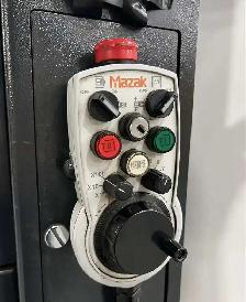 2010 MAZAK VTC-200C - Photo 6