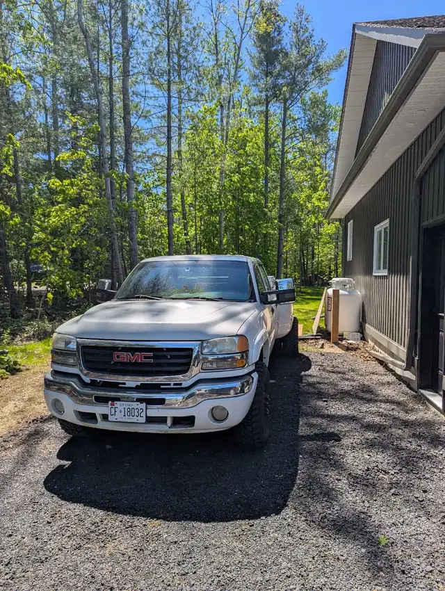 2003 GMC Sierra 3500 Dually Gasser