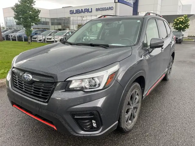 2020 Subaru Forester Sport // TOIT OUVRANT, PHARE A DEL, CARPLAY