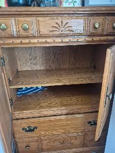 Bedroom Dresser - Photo 3