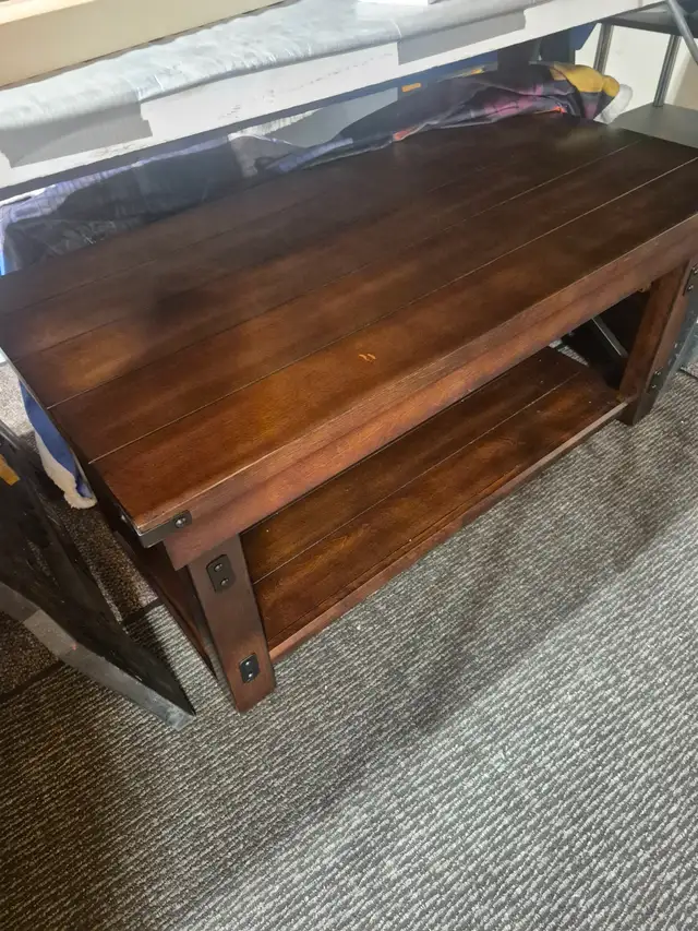 Coffee & End Tables