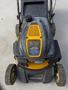 Cub Cadet Mulching rear-bagger mower for sale - Photo 2