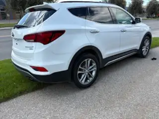 2017 Hyundai SantaFe limited sport AWD