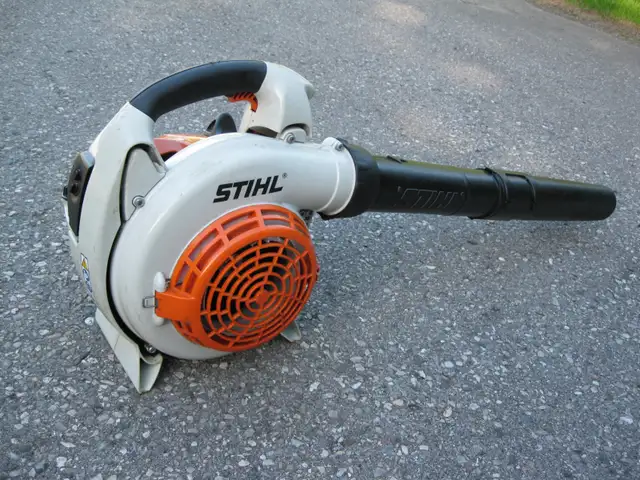 Stihl  leaf blower
