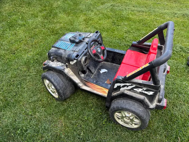 Raptor 4x4 Ride-On Toy