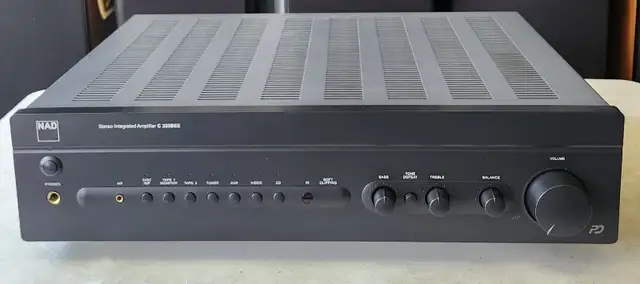 NAD C325BEE STEREO INTEGRATED AMPLIFIER ( NO REMOTE )
