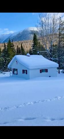 Chalet à Vendre/ Cottage Gaspesie for Sale