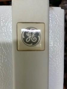 GE Refrigerator GTH17GBT2RWW - Photo 2