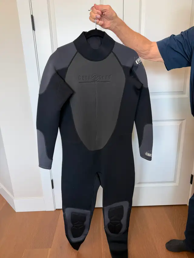 Men's Aqua Lung Wetsuit