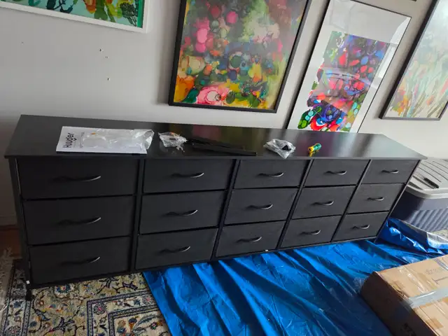 BRAND NEW CHEST OF DRAWERS
