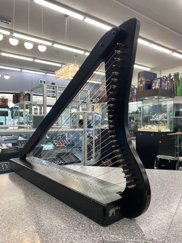 Harpsicle 26-string Harp