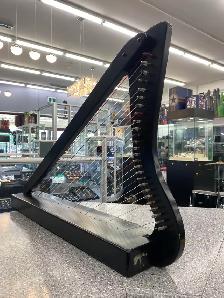 Harpsicle 26-string Harp
