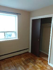 ROOM FOR RENT  UNFURNISHED $650  A MONTH WHITBY - Photo 8