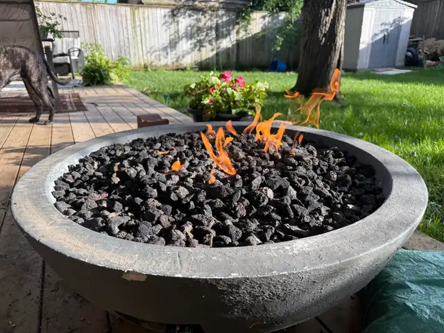 50 000 BTU 36 inch wide propane fire pit