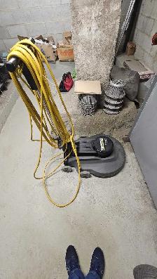 2 monobrosse , 1 auto laveuse - Photo 4