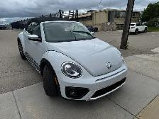 2018 Volkswagen Beetle Dune - Photo 3