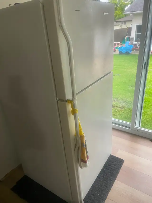 Refrigerator for sale