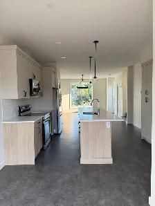 For Rent - 3 Bed/2.5 Bath Suite