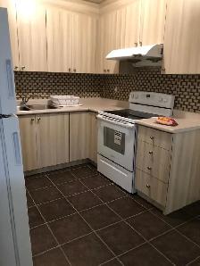 Two bedroom apartment with separate entrance at Brampton - Photo 6
