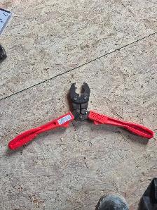 Plumbing crimpers - Photo 2