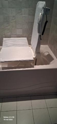 chaise a levage de bain - Photo 5