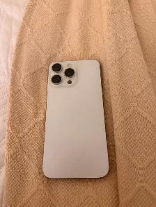 iPhone 15 Pro Max - Photo 2