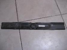 Noma / Dynamark mower blade #56821, 18'