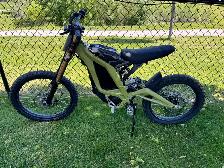 2025 Surron Light Bee X - Photo 2