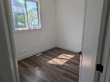 Upper unit with garage in Strathroy - Photo 8