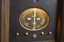 Antique Radio Sound System - Photo 4