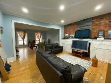 Spacious 2 bedroom- 1 bath apt