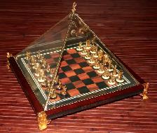 The Treasures of Tutankhamun Chess Set