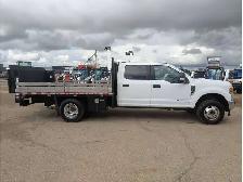 2022 Ford F-350 XLT 6.7L Diesel/Dually/Deck/Power Lift - Photo 5