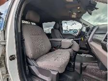2022 Ford F-350 XLT 6.7L Diesel/Dually/Deck/Power Lift - Photo 16