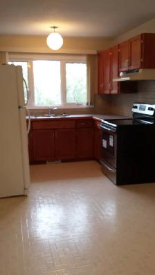 5 Bedrooms Half Duplex for rent - Photo 2