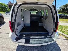 2010 Dodge Grand Caravan 119' WB - Photo 5