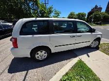 2010 Dodge Grand Caravan 119' WB - Photo 6