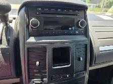 2010 Dodge Grand Caravan 119' WB - Photo 10