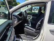 2010 Dodge Grand Caravan 119' WB - Photo 14