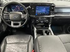 Ford Super Duty F-350 SRW Lariat 2023 - Photo 11