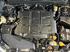 2013 Subaru Legacy 3.6R - Photo 9