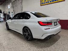 2020 BMW 3-Series 330i xDrive M PACKAGE - AMBIENT LIGHTING - WIR - Photo 4