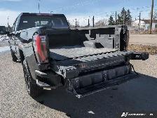 2024 GMC Sierra 3500HD AT4 | ONE OWNER TRADE IN | DIESEL | LONG - Photo 17
