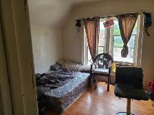 NO CREDIT CHECK NO LEASE ALL INCLUSIVE SHARED ACOMODATIONS - Photo 2