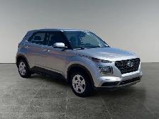 2024 Hyundai Venue Essential - Photo 9