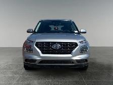 2024 Hyundai Venue Essential - Photo 10