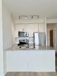 LUXURY CONDO FOR RENT – GRAND PARK 2, MISSISSAUGA - Photo 4
