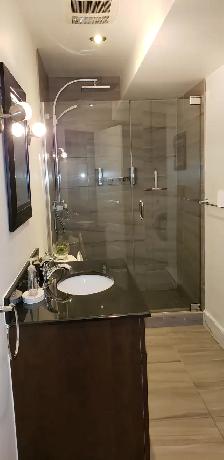 ✨ Magnifique 3 ½ Style Condo – TOUT INCLUS & Entièrement Meublé - Photo 5