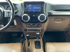 2011 Jeep WRANGLER UNLIMITED 4WD Sahara | No Accident | One Owne - Photo 12